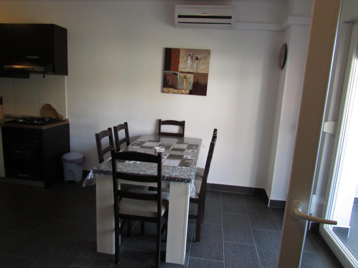 ורסי Apartment Miaantonia מראה חיצוני תמונה